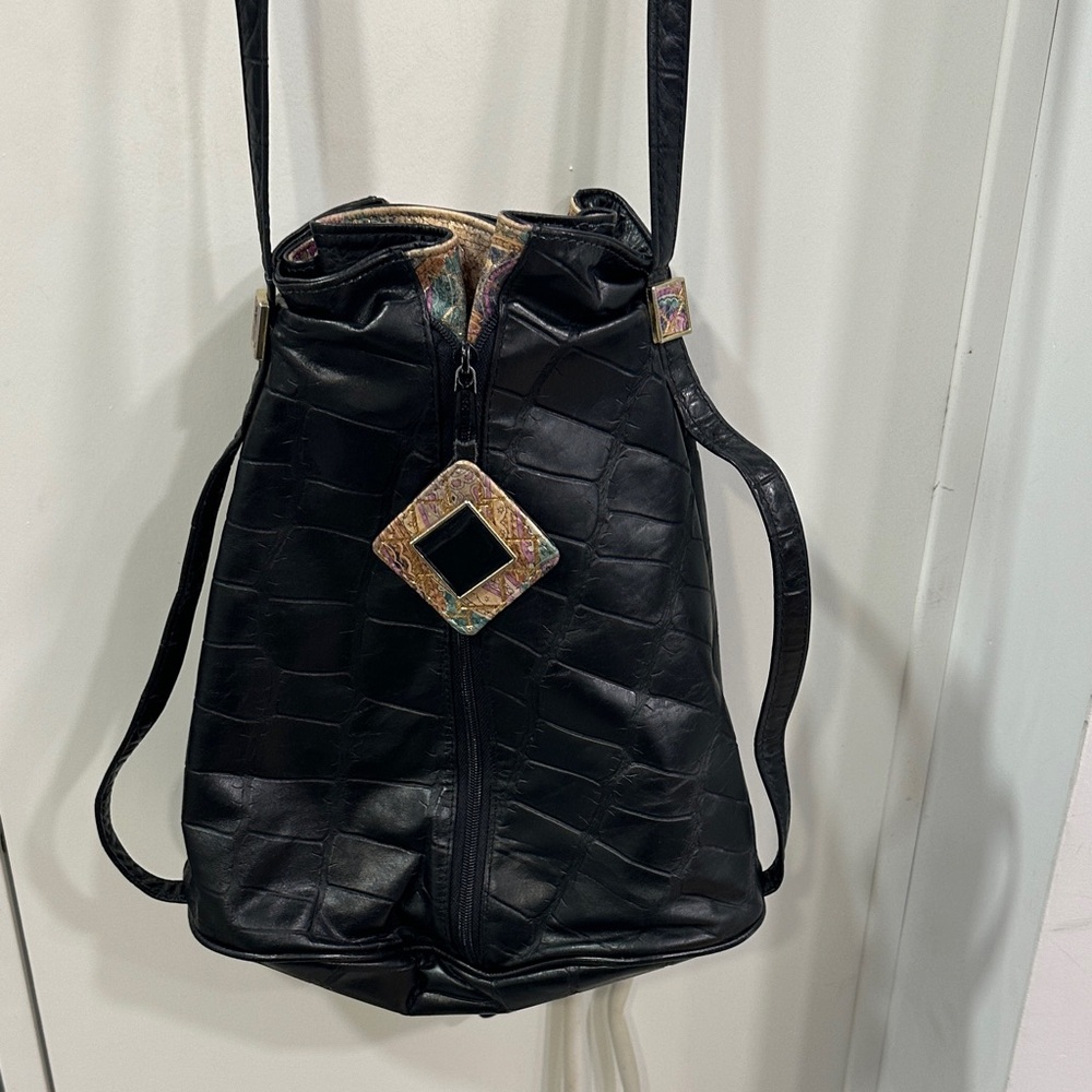 Vintage 1980’s or 1970’s Croc Pattern Black Leather Cinch Bag
